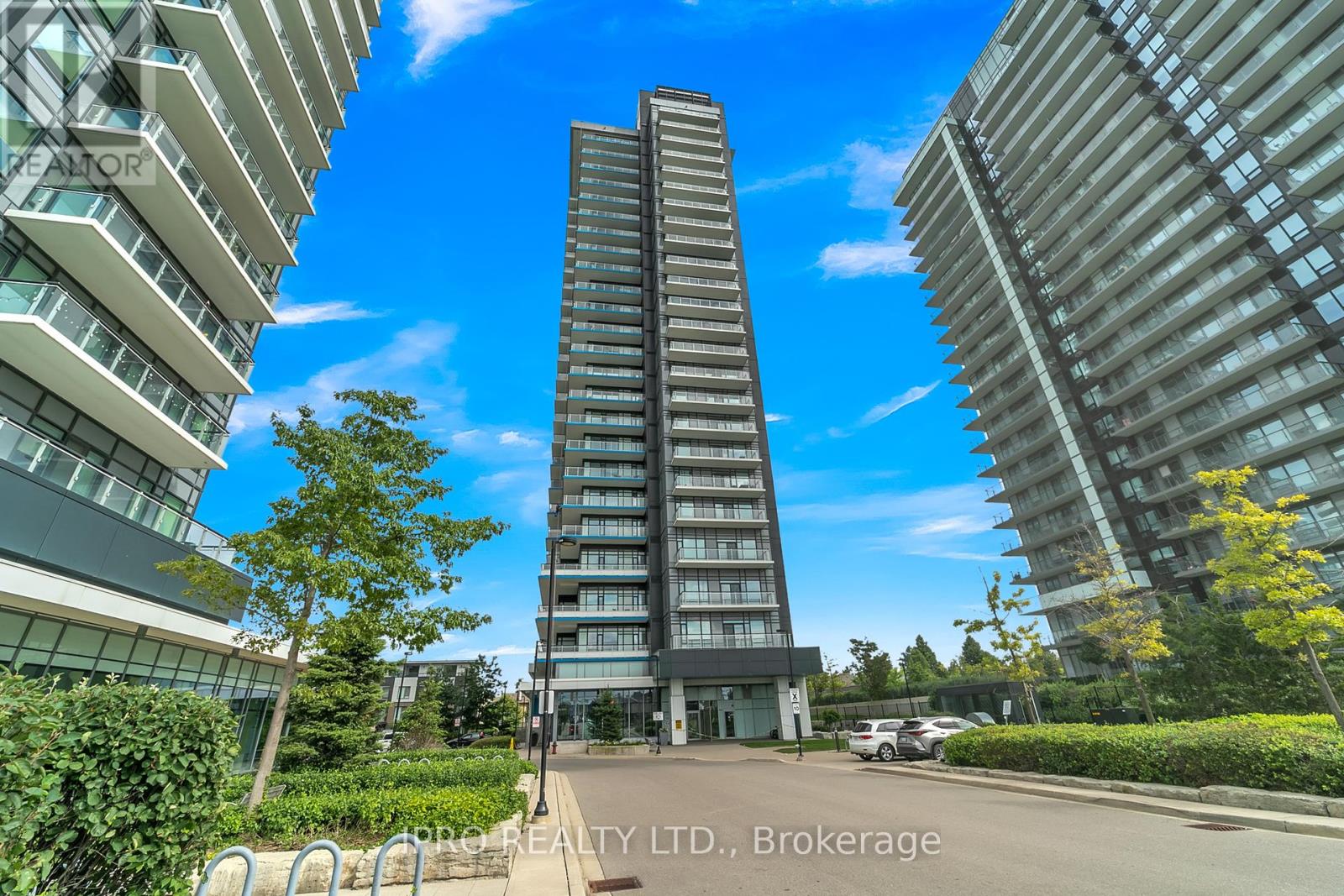 801 - 2560 EGLINTON AVENUE W